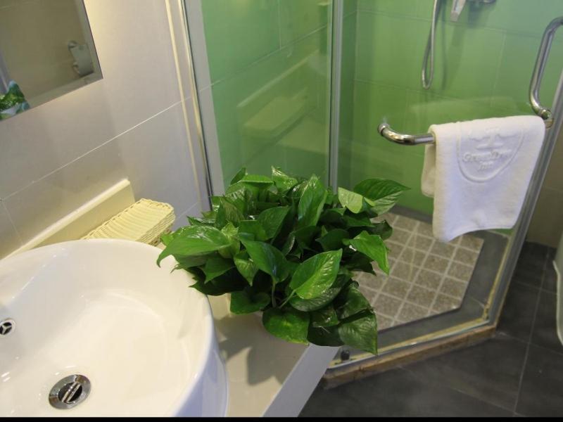 Greentree Inn Shandong Jinan Gaoxin District South Gongye Road Middle Aoti Road Express Hotel Kültér fotó