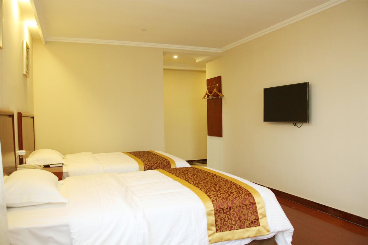 Greentree Inn Shandong Jinan Gaoxin District South Gongye Road Middle Aoti Road Express Hotel Kültér fotó